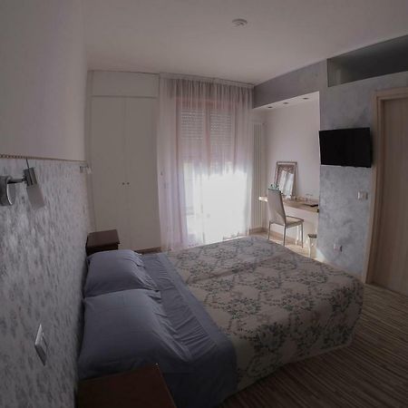 Verona Fiere Rooms Eksteriør billede