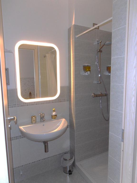 Verona Fiere Rooms Værelse billede